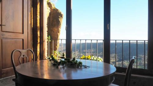 la-cava-palazzo-pallotti-civita_di_bagnoregio_4